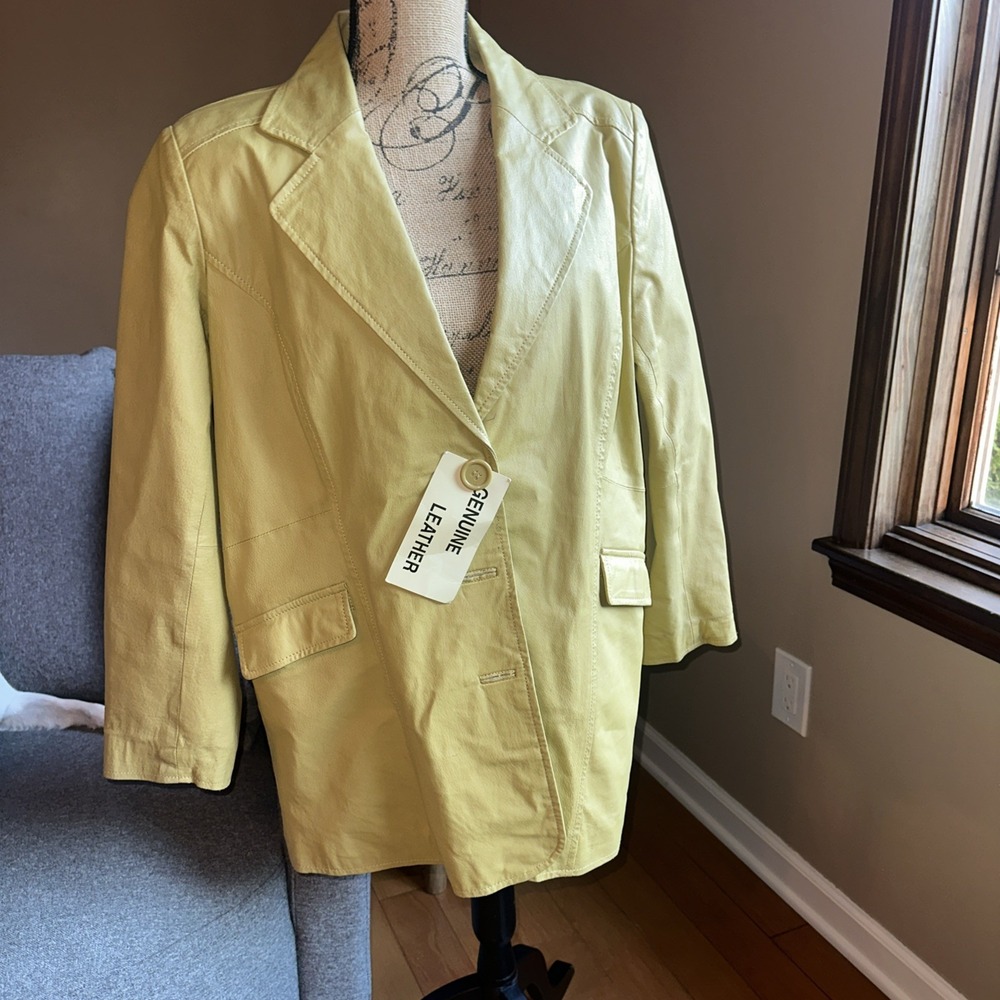 Roaman's Yellow Leather Women's Coat Jacket With Pockets Buttons Size 16w